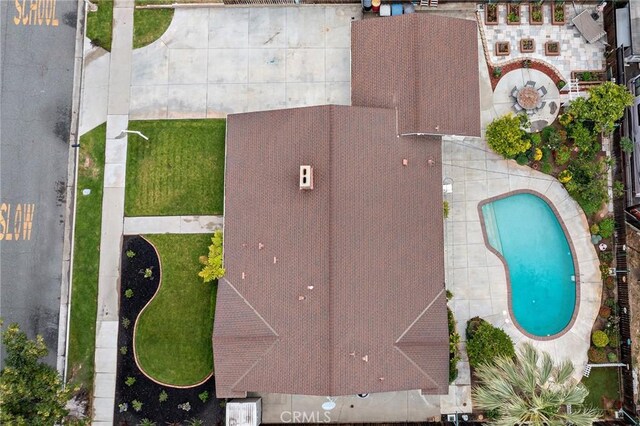 5303 Avondale Way, Riverside, CA 92506 - drone / aerial view