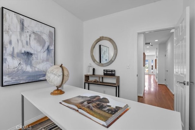 2824 Westwood Blvd, Los Angeles, CA 90064 - dining space featuring wood finished floors, baseboards, and recessed lighting