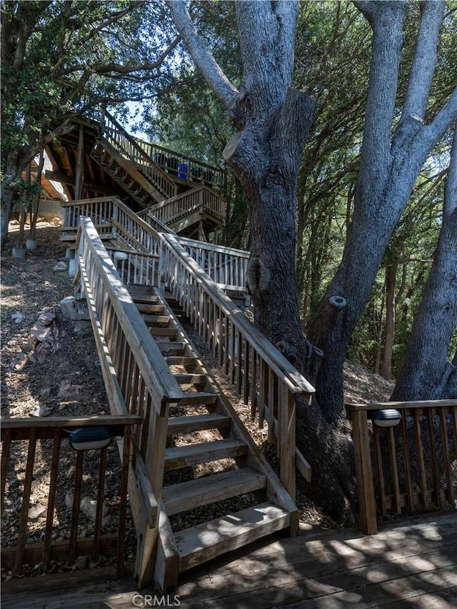 406 Delle Dr, Crestline, CA 92325 - wooden deck with stairs