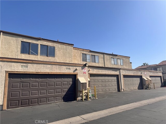 9208 Citrus Ave Unit C, Fontana, CA 92335 - view of property with stucco siding