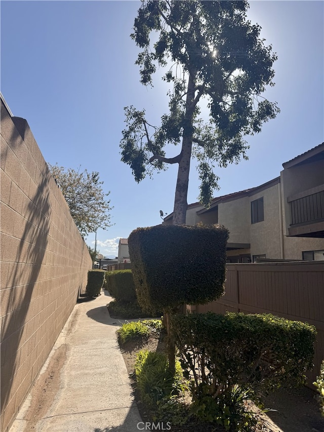 9208 Citrus Ave Unit C, Fontana, CA 92335 - exterior space with fence