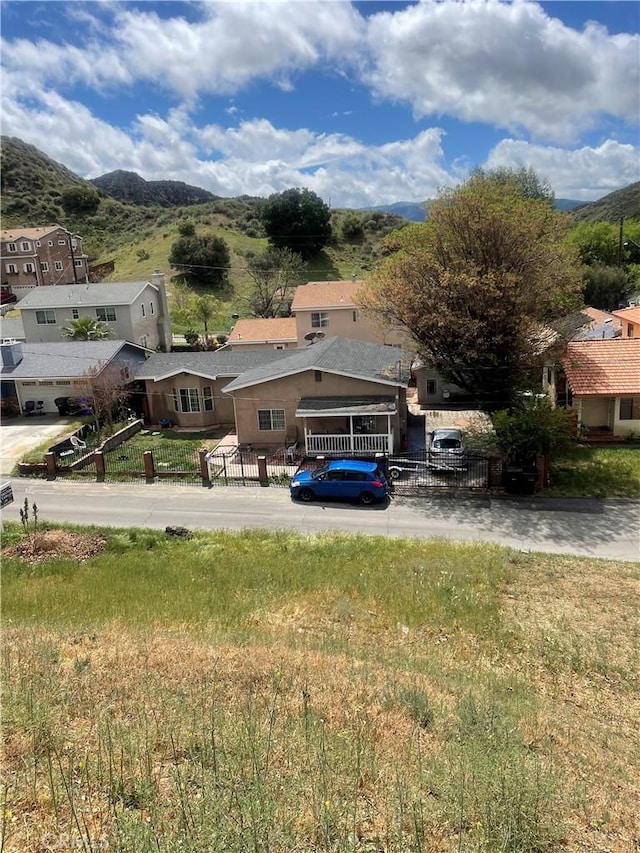 15 Driver Ave, Val Verde, CA 91384