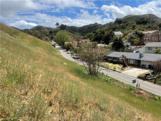 15 Driver Ave, Val Verde, CA 91384