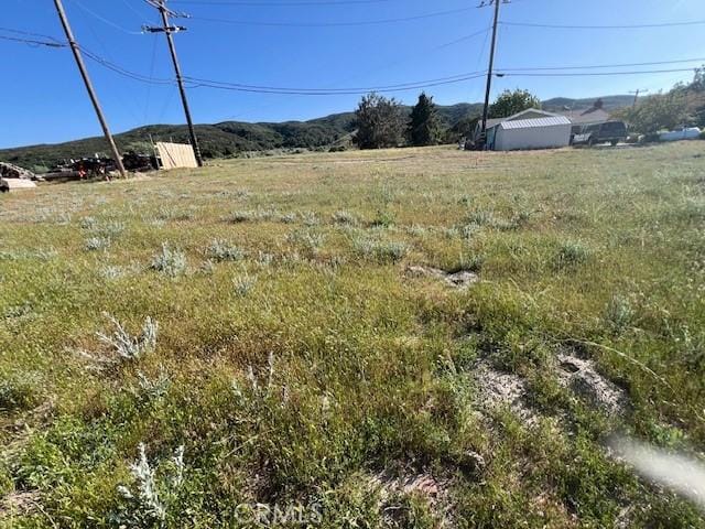 42808 Bluehills Dr, Lake Elizabeth, CA 93532