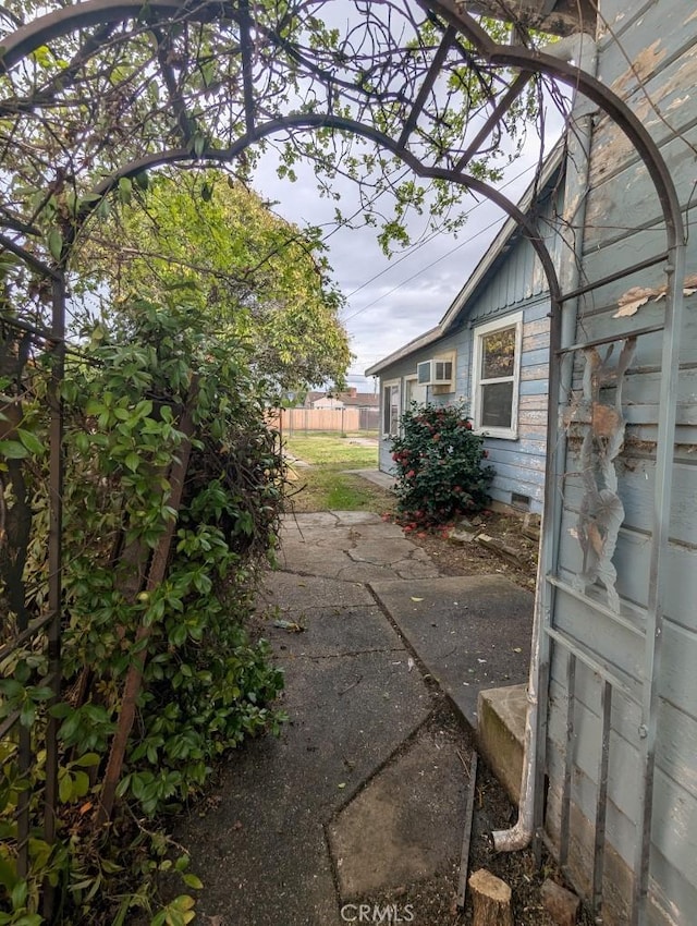 548 S Plumas St, Willows, CA 95988 - exterior space featuring fence
