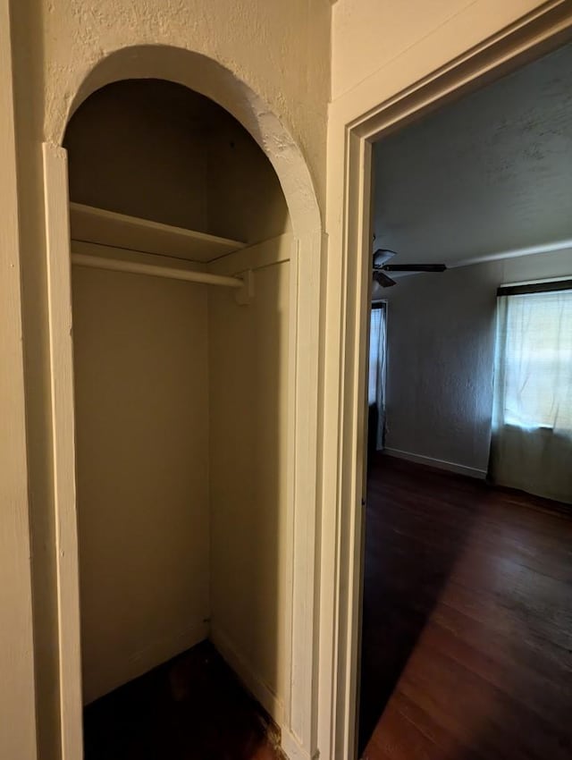 548 S Plumas St, Willows, CA 95988 - view of closet