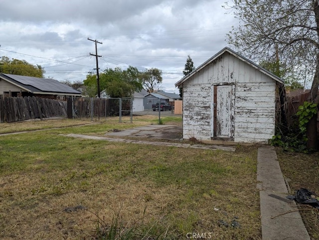 548 S Plumas St, Willows, CA 95988 - view of outdoor structure with an outdoor structure and fence