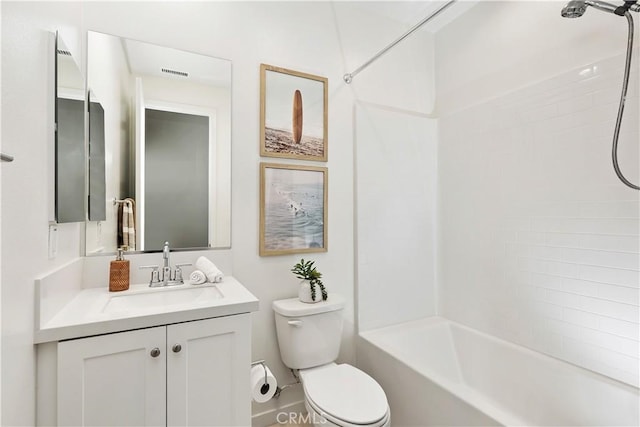 59 Sanctuary Ln, Mission Viejo, CA 92692 - bathroom with visible vents, toilet, vanity, and shower / bath combination