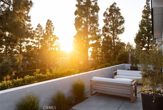 3 Rue Valbonne, Newport Beach, CA 92660 - exterior space with a patio