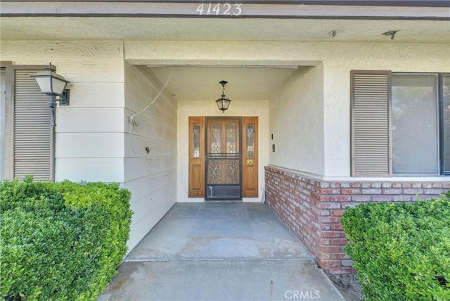 view of doorway to property