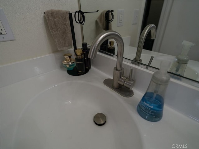 1094 Award Dr, Colton, CA 92324 - bathroom view of a sink