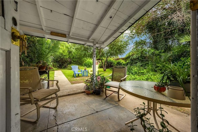 755 E 11th St, Pomona, CA 91766 - view of patio
