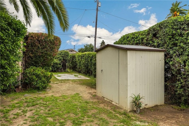 755 E 11th St, Pomona, CA 91766 - view of shed