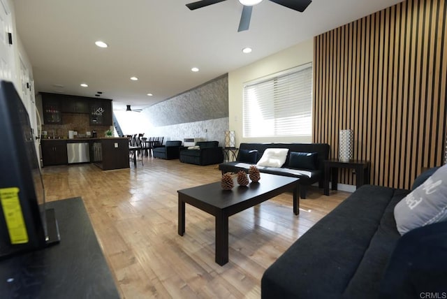 118 W Sherwood Blvd, Big Bear City, CA 92312 - photo 11