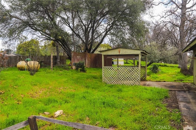 32157 Navajo Ct, Coarsegold, CA 93614 - view of yard with fence