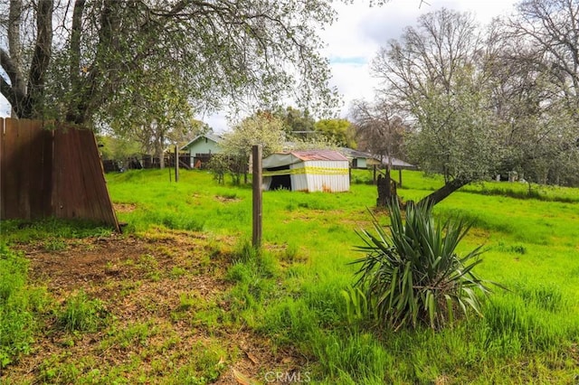 32157 Navajo Ct, Coarsegold, CA 93614 - view of yard with fence