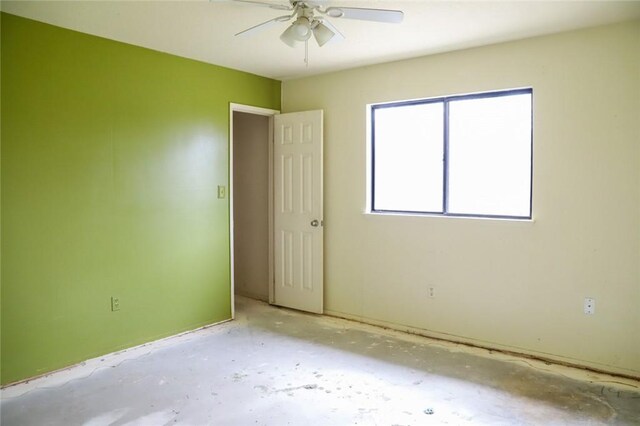 32157 Navajo Ct, Coarsegold, CA 93614 - unfurnished room with ceiling fan