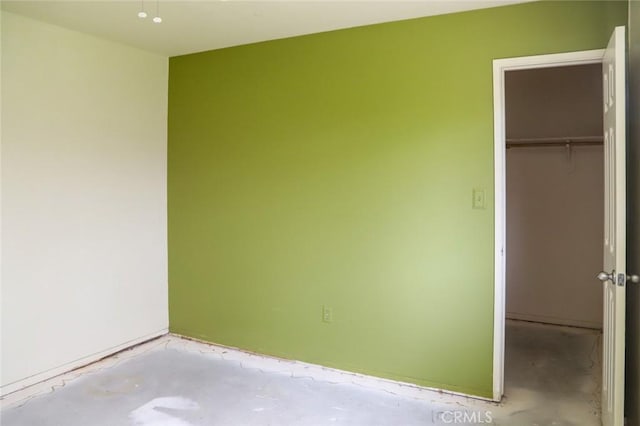 32157 Navajo Ct, Coarsegold, CA 93614 - unfurnished bedroom featuring a closet and unfinished concrete floors