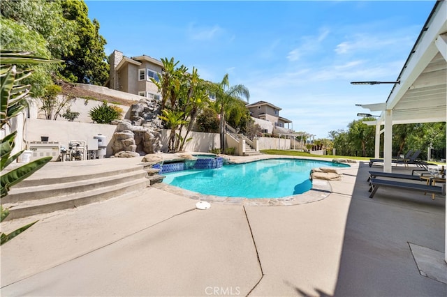 24106 Lodge Pole Rd, Diamond Bar, CA 91765 - view of swimming pool featuring a patio area, a pool with connected hot tub, stairs, and fence