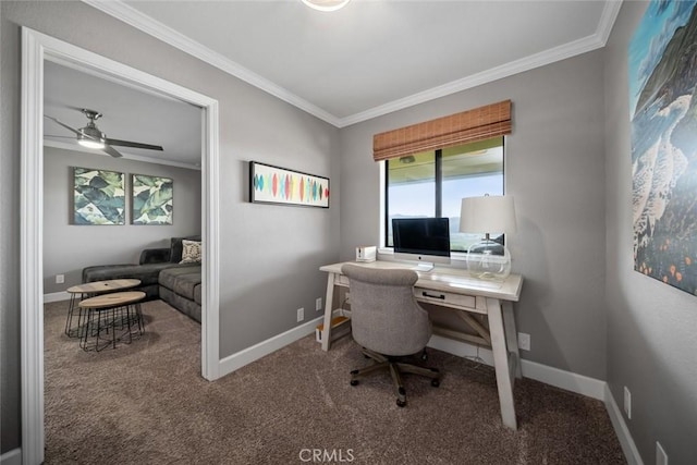 home office featuring crown molding, ceiling fan, baseboards, and carpet