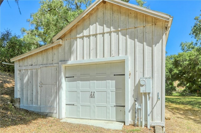 view of outbuilding featuring an outdoor structure