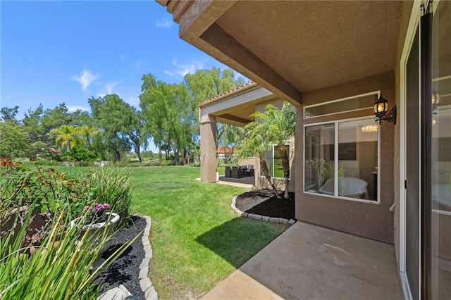 38027 Cherrywood Dr, Murrieta, CA 92562 - view of grassy yard featuring a patio area