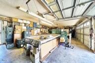 9975 Custer Ave, Lucerne Valley, CA 92356 - view of garage