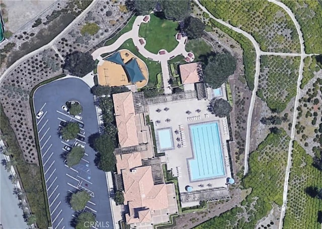 2 Villa Roma St, Lake Elsinore, CA 92532 - aerial overview of property's location