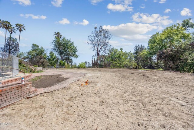 1437 Crest Dr, Altadena, CA 91001