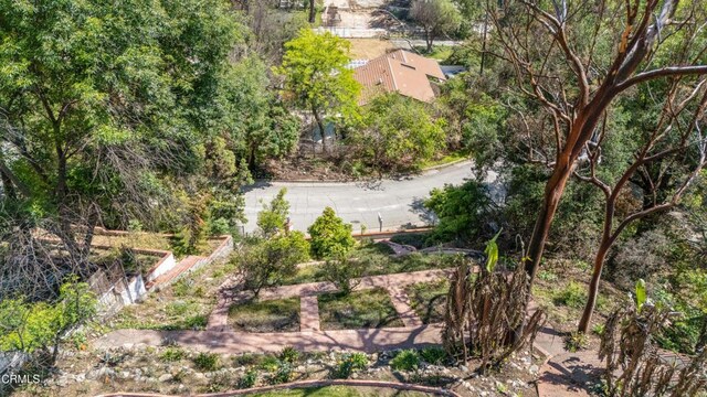 1437 Crest Dr, Altadena, CA 91001