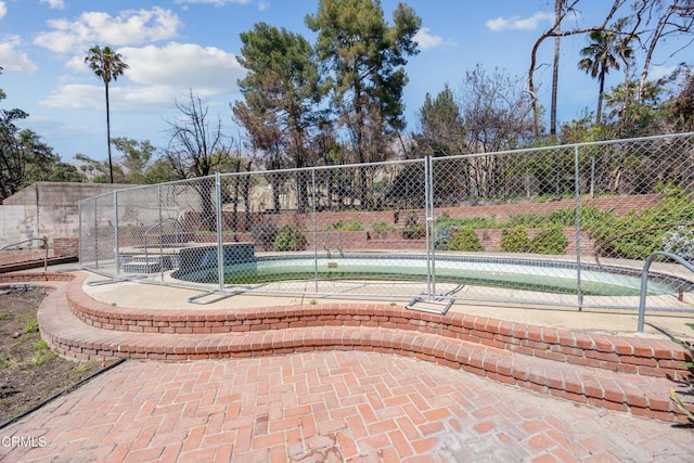 1437 Crest Dr, Altadena, CA 91001
