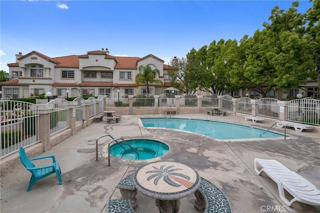 9876 Arrow Unit 1, Rancho Cucamonga, CA 91730 - community pool with a community hot tub, a patio, and a residential view