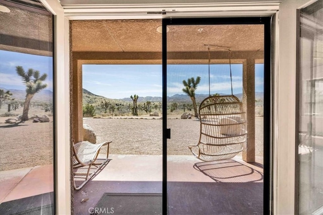 53105 Chia Trl, Pioneertown, CA 92268 - entryway featuring a mountain view