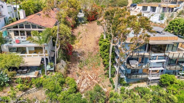 410 Alta Vista Ave, Laguna Beach, CA 92651 - photo 18