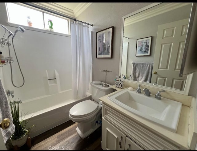2145 Grand Ave, San Bernardino, CA 92407 - bathroom with crown molding, toilet, shower / bath combination with curtain, vanity, and wood finished floors