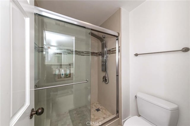 10 Mela Ln, Rancho Palos Verdes, CA 90275 - bathroom with a stall shower and toilet