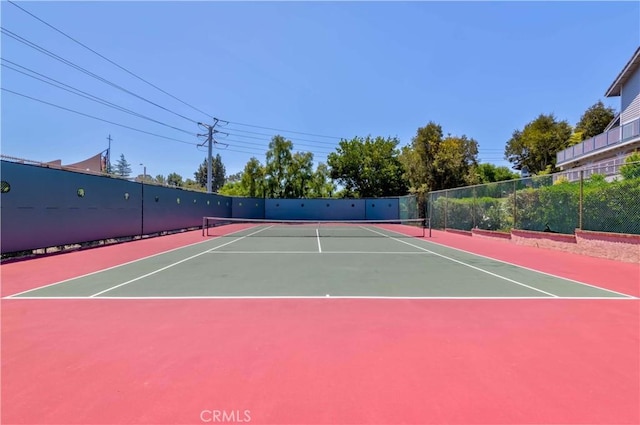 10 Mela Ln, Rancho Palos Verdes, CA 90275 - view of tennis court with fence and community basketball court