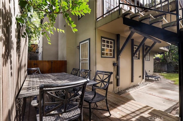 335 Sycamore Gln, Pasadena, CA 91105 - wooden terrace featuring outdoor dining area and fence