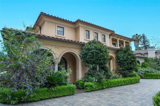 271 W Le Roy Ave, Arcadia, CA 91007 - mediterranean / spanish-style home with stucco siding and a tiled roof