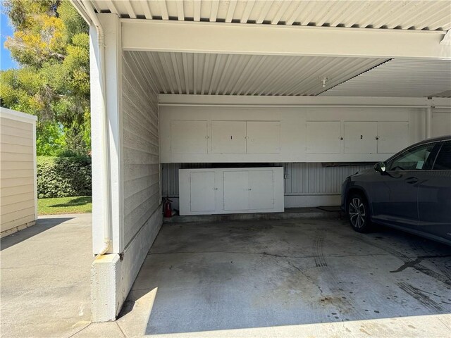 661 Avenida Sevilla Unit O, Laguna Woods, CA 92637 - view of garage