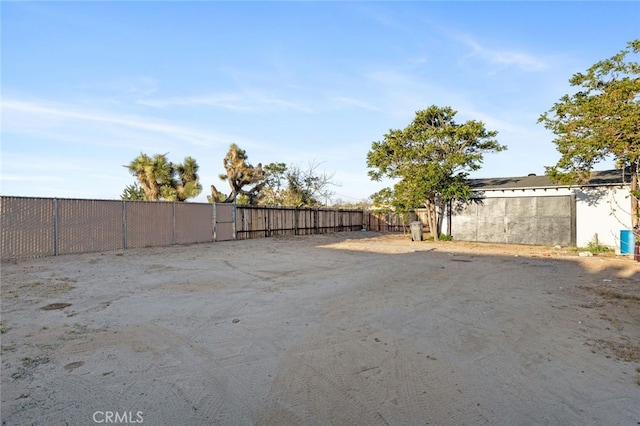 57526 Onaga, Yucca Valley, CA 92284 - view of yard with fence