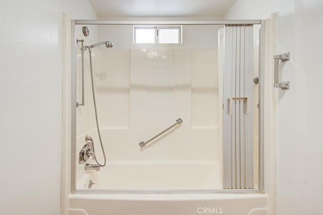 2399 Via Mariposa W Unit 2E, Laguna Woods, CA 92637 - bathroom featuring tub / shower combination