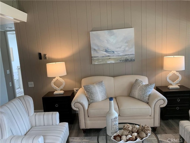 1441 Homewood Rd Unit M5-96B, Seal Beach, CA 90740 - living room with wood finished floors