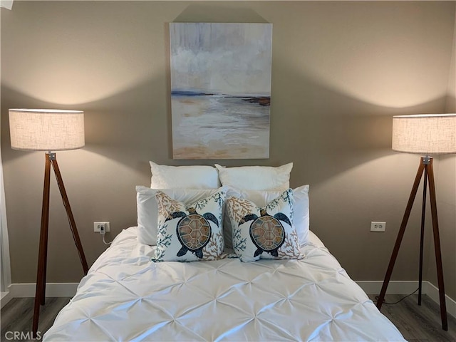 1441 Homewood Rd Unit M5-96B, Seal Beach, CA 90740 - bedroom featuring baseboards and wood finished floors