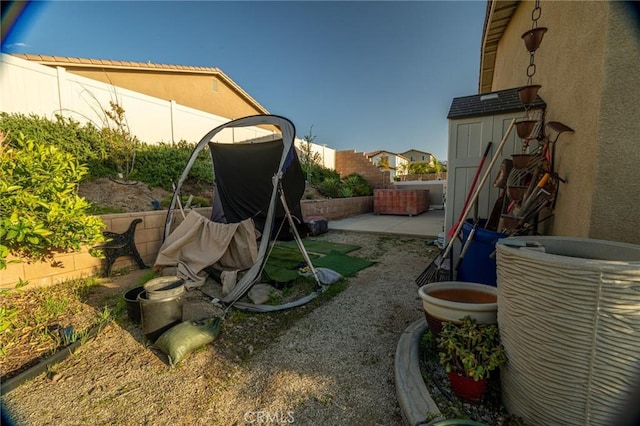 18182 Bissel Dr, Riverside, CA 92508 - fenced backyard with a patio area