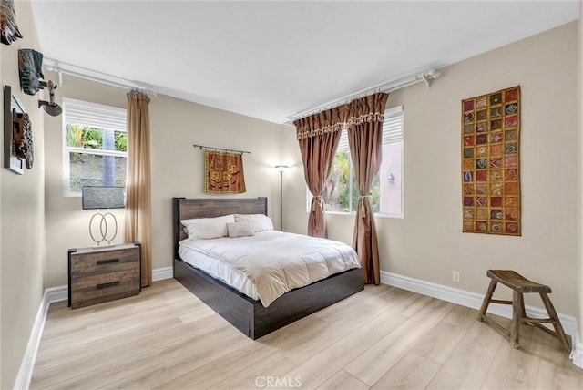 2 Aquila Way, Coto De Caza, CA 92679 - bedroom with light wood finished floors and baseboards