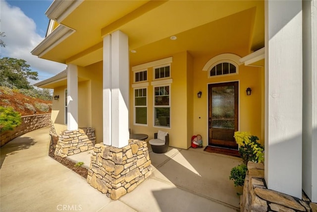 162 Valley View Pl, Arroyo Grande, CA 93420 - entrance to property with stucco siding and a porch