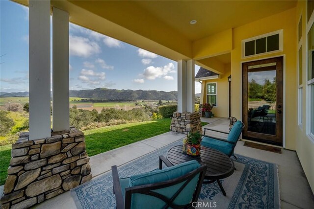 162 Valley View Pl, Arroyo Grande, CA 93420 - view of patio / terrace with a mountain view