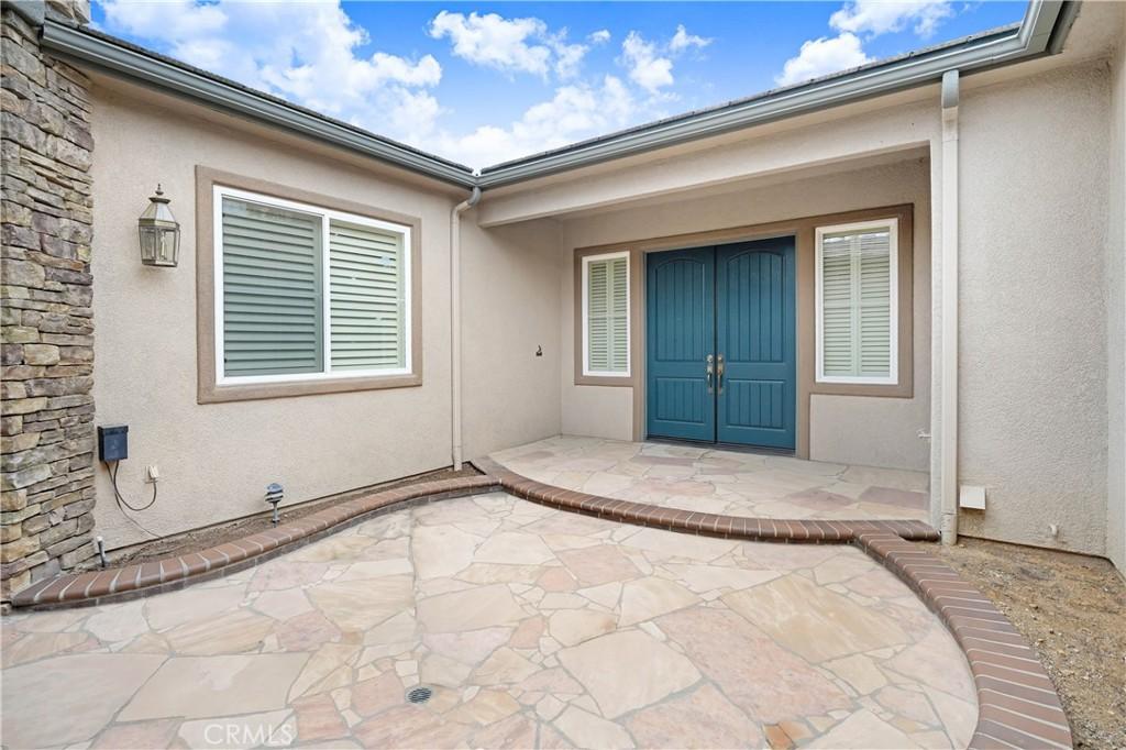 11565 Legends Ln, Beaumont, CA 92223 - photo 3