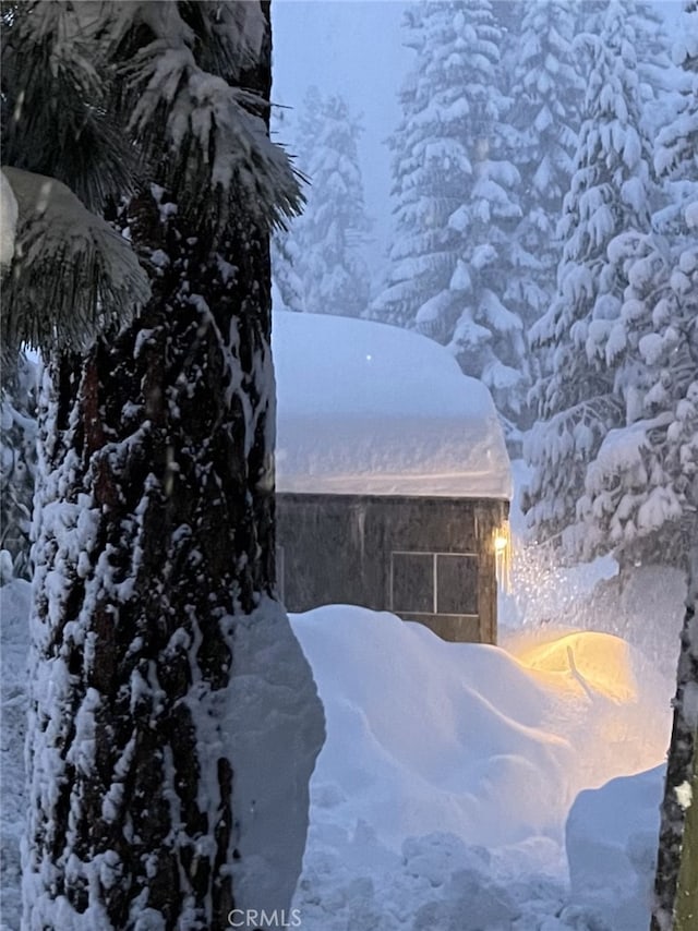 24 Tyrol Ln Unit 103, Mammoth Lakes, CA 95346 - view of snowy exterior